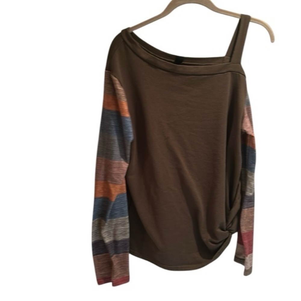 Shein green long sleeved shirt size XL
